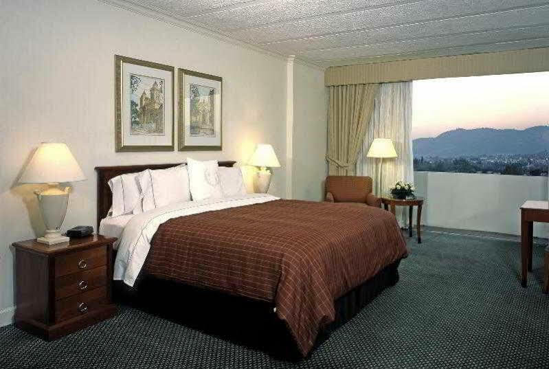Sheraton Presidente San Salvador Bagian luar foto